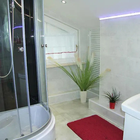 Kaliny Wanny Z Hydromasazem